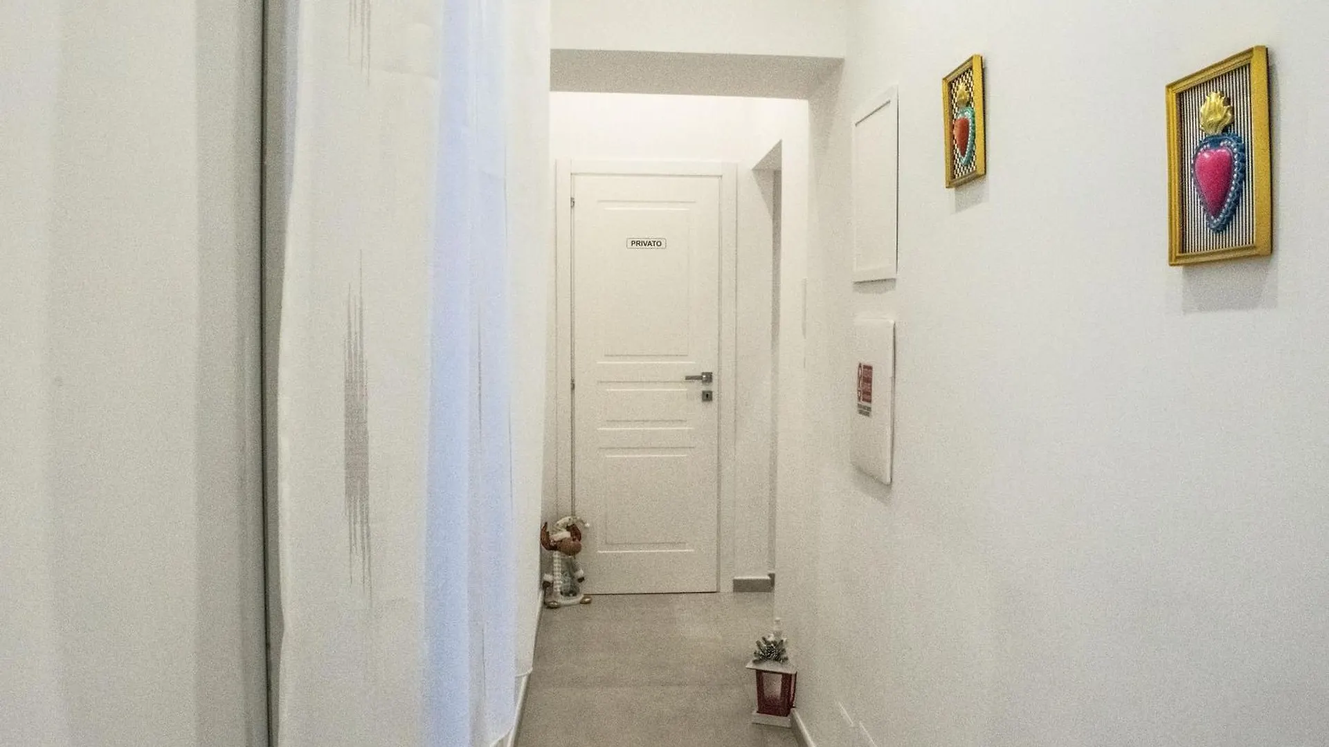 Cuore Urbano Montesanto Νάπολη Bed and Breakfast