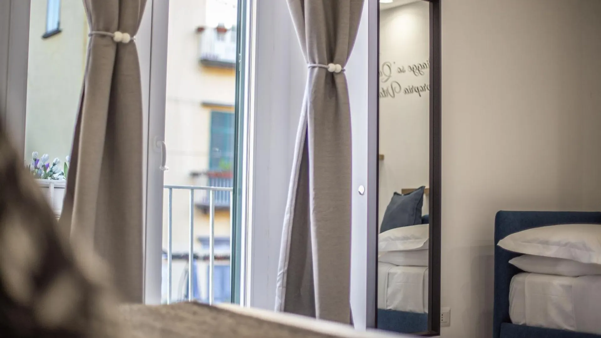 Bed and Breakfast Cuore Urbano Montesanto Νάπολη
