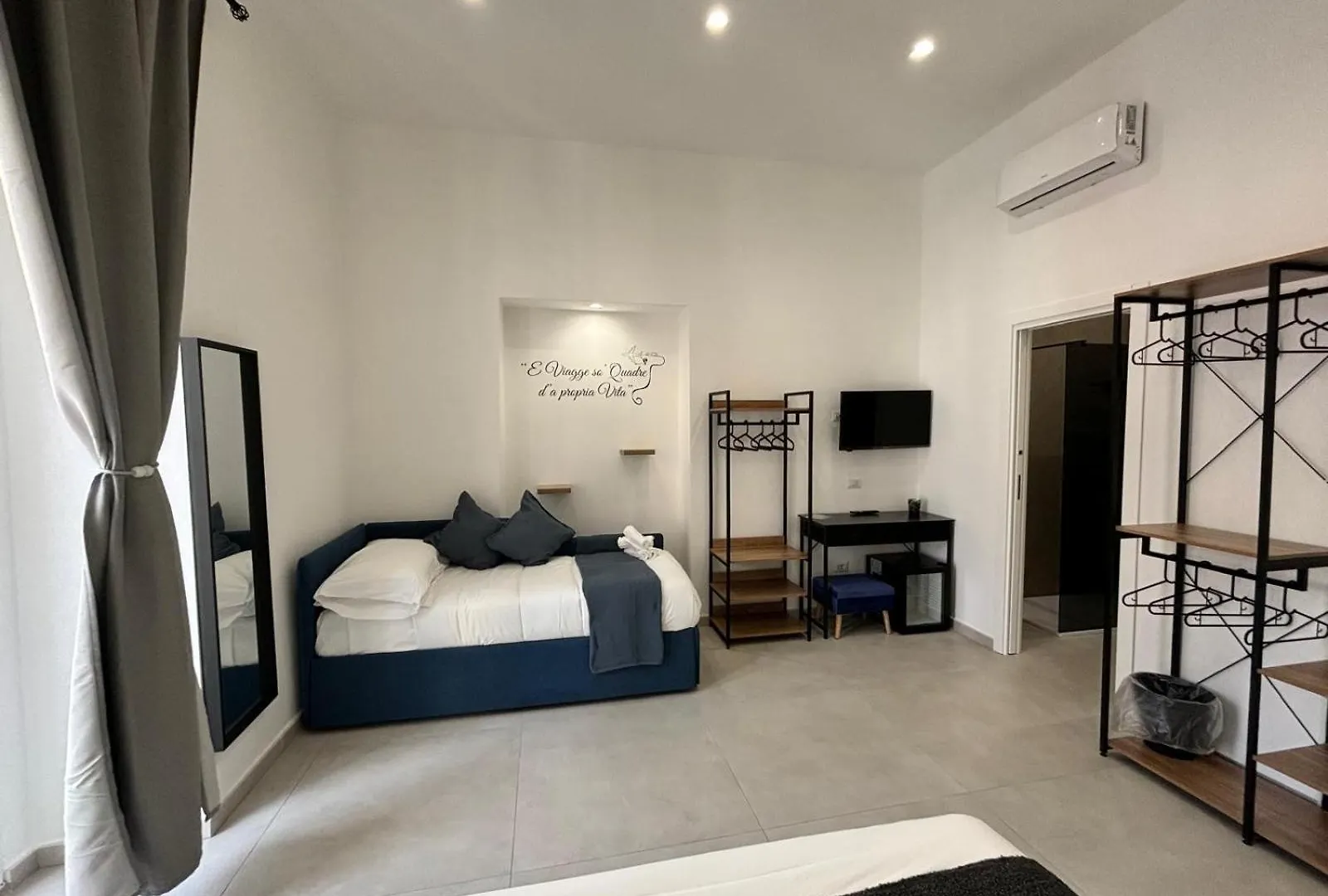 Bed & Breakfast Cuore Urbano Montesanto Naples Italy