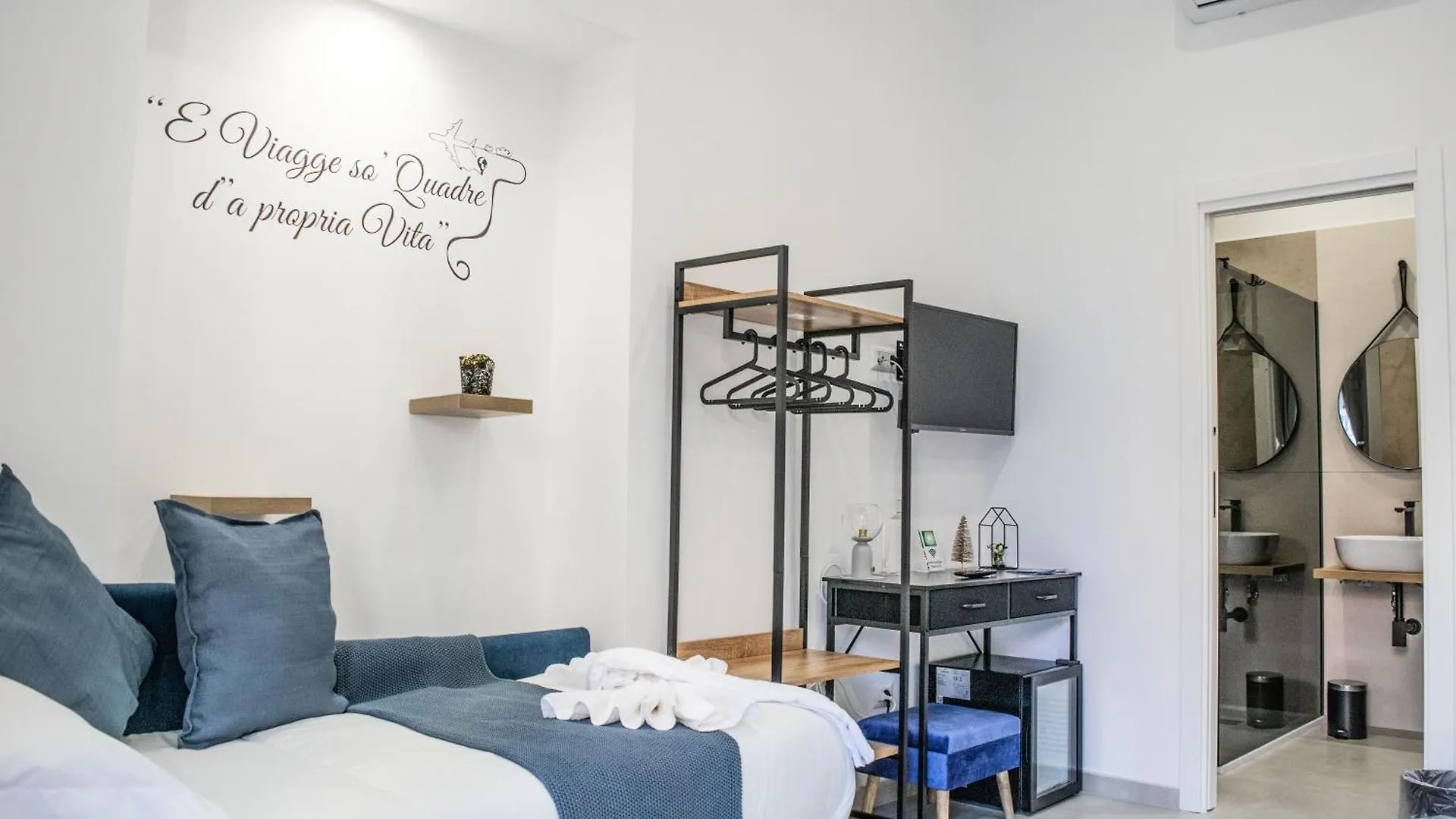 Bed & Breakfast Cuore Urbano Montesanto Naples